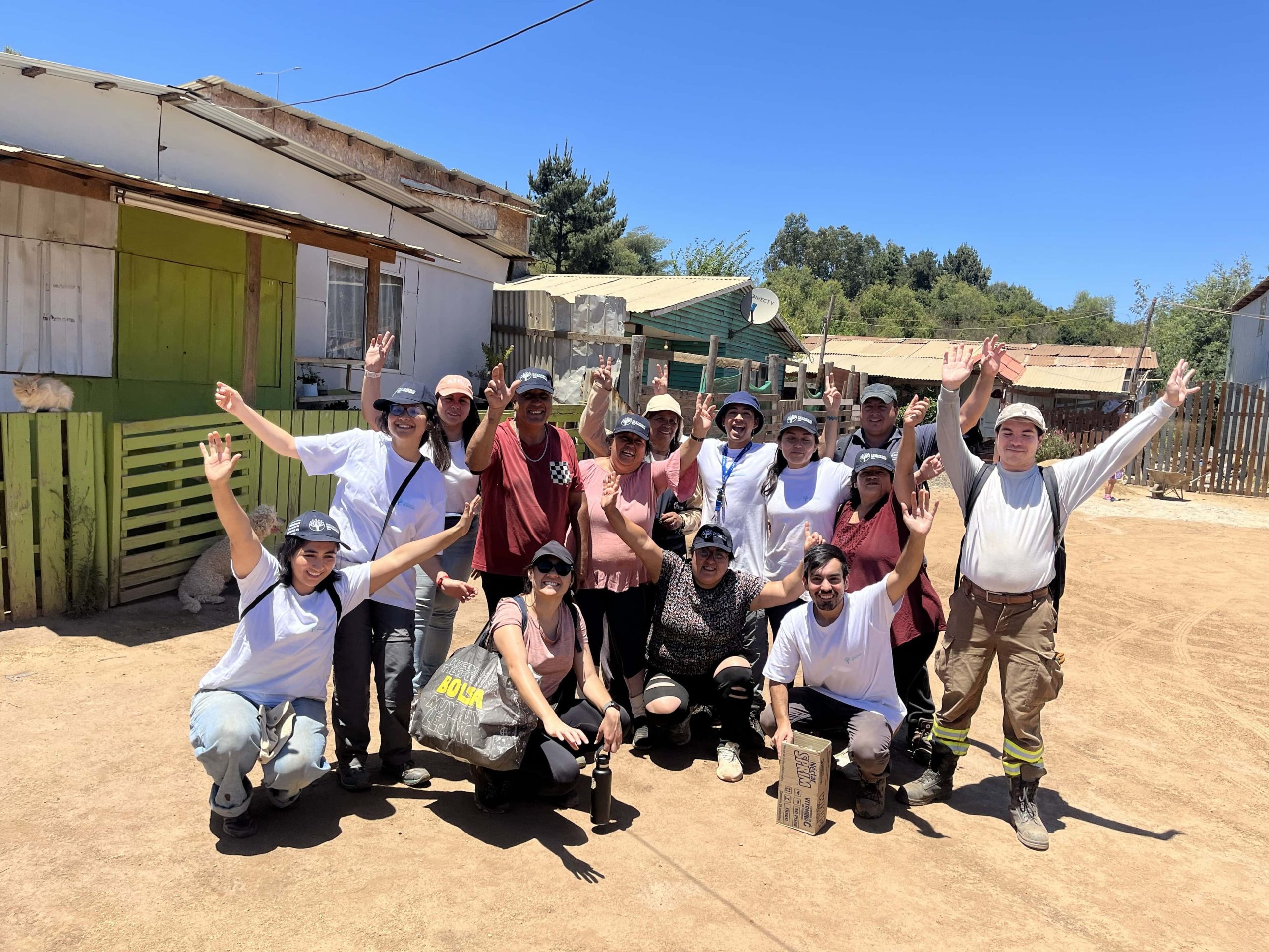 Voluntarios ISF en terreno